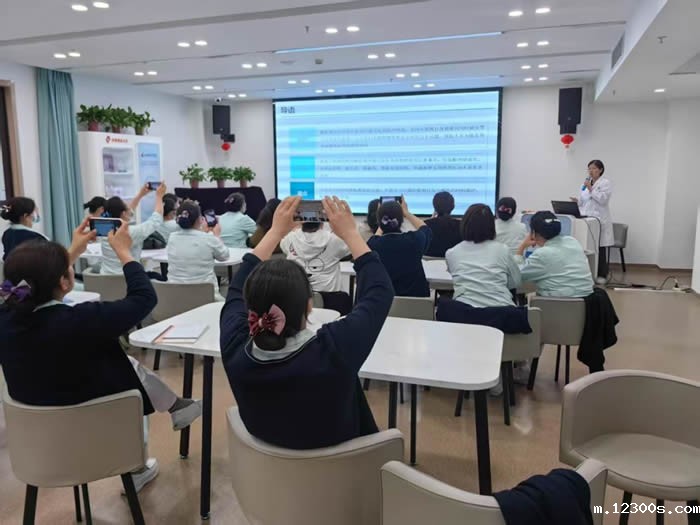 1745319038218126.jpg 640.jpg